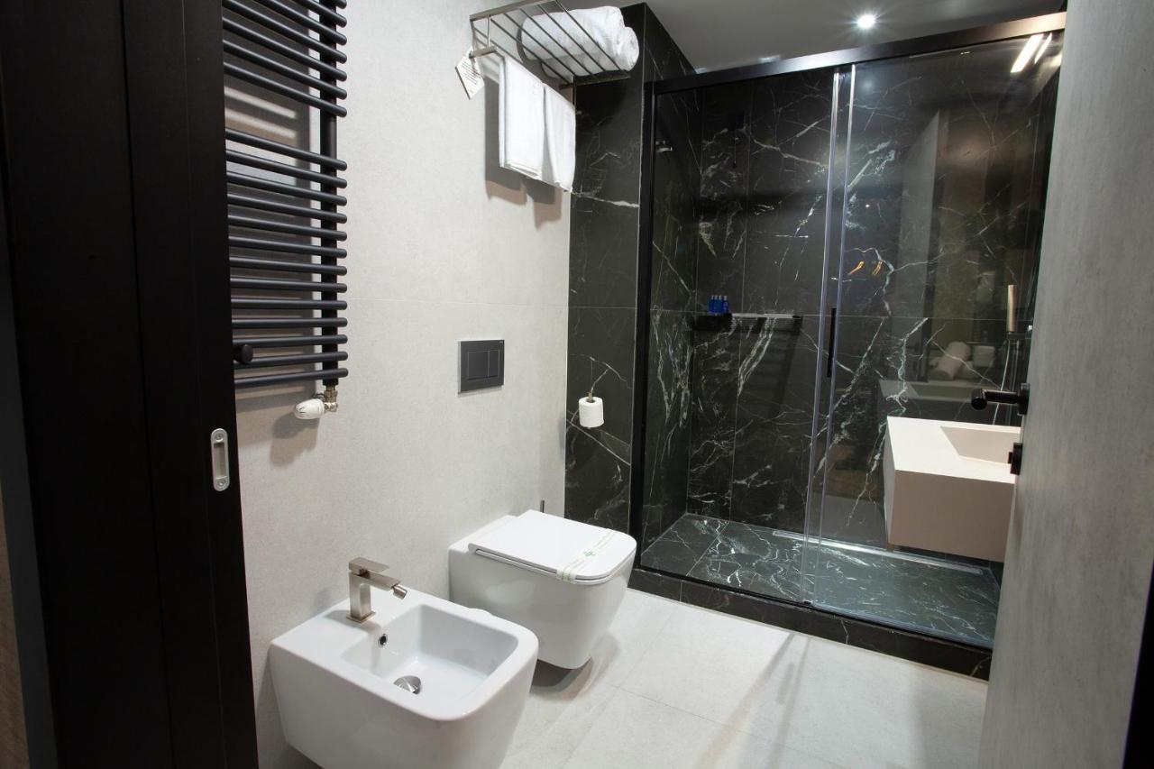 Hotel Solun Trieste Esterno foto